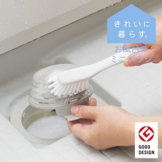 【軽い力ですみまで洗えるミニブラシ】「きれいに暮らす。」お風呂のミニブラシ
